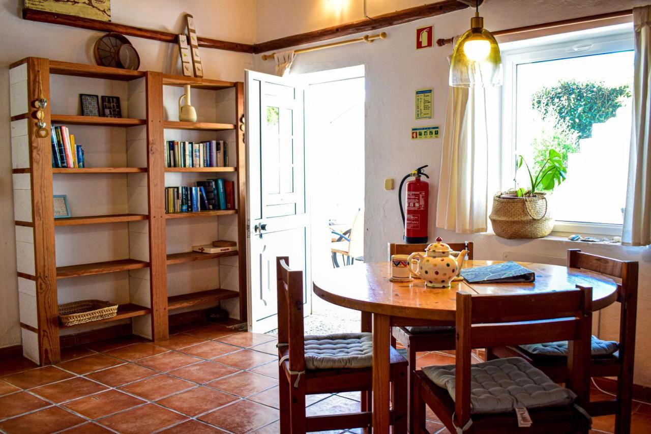 Villa Casinhas Da Figueira à Budens Extérieur photo